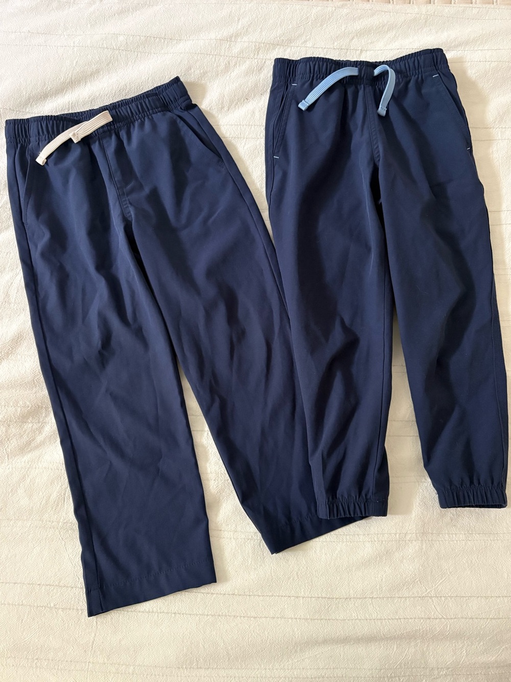 Pair of Primary Stay Cool Stretch Pants Jogger Straight Leg Navy Blue Size 5